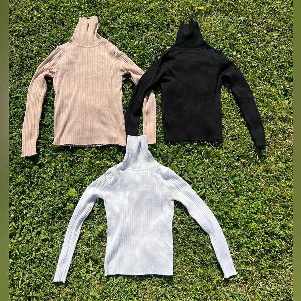 SHEIN Woman’s Tutrle Neck Bundle
